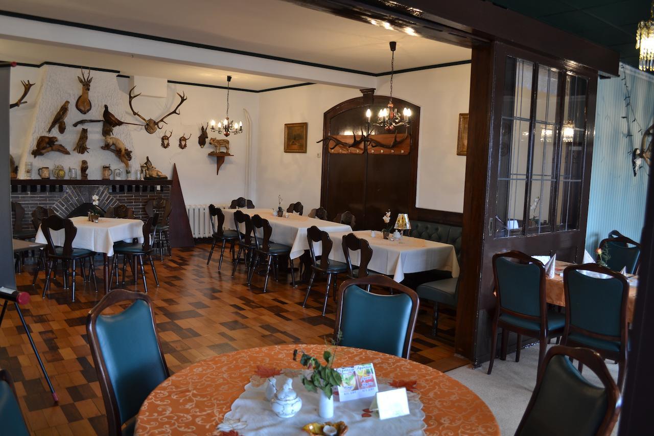 Hotel Weisser Hirsch Schwarzburg ภายนอก รูปภาพ
