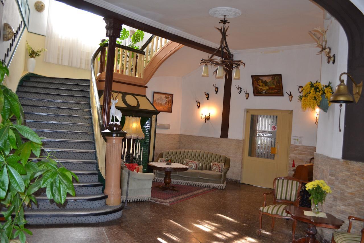 Hotel Weisser Hirsch Schwarzburg ภายนอก รูปภาพ
