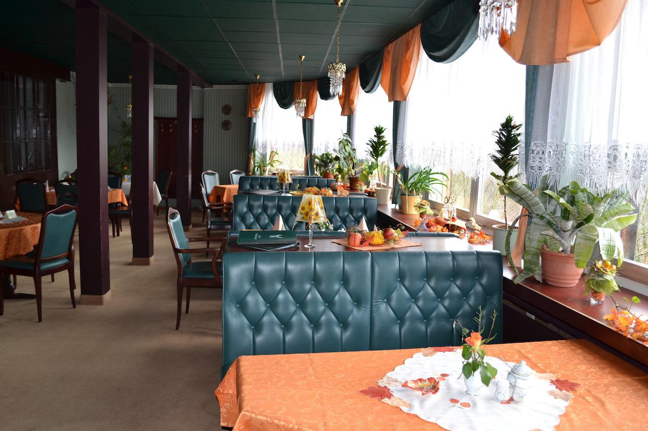Hotel Weisser Hirsch Schwarzburg ภายนอก รูปภาพ